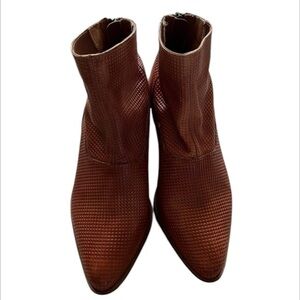 Journee ankle booties boots size 8.5